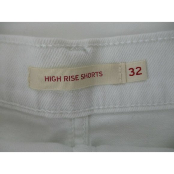 Levi's Women's Salt White Mid Length Denim Jean High Rise Shorts Size W32/14 - Picture 9 of 12